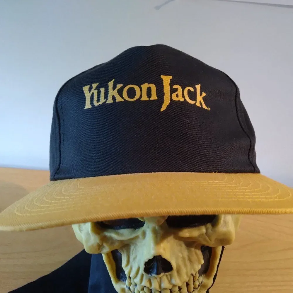 Deadstock Vintage Yukon Jack Two Tone Snap Back Trucker Hat